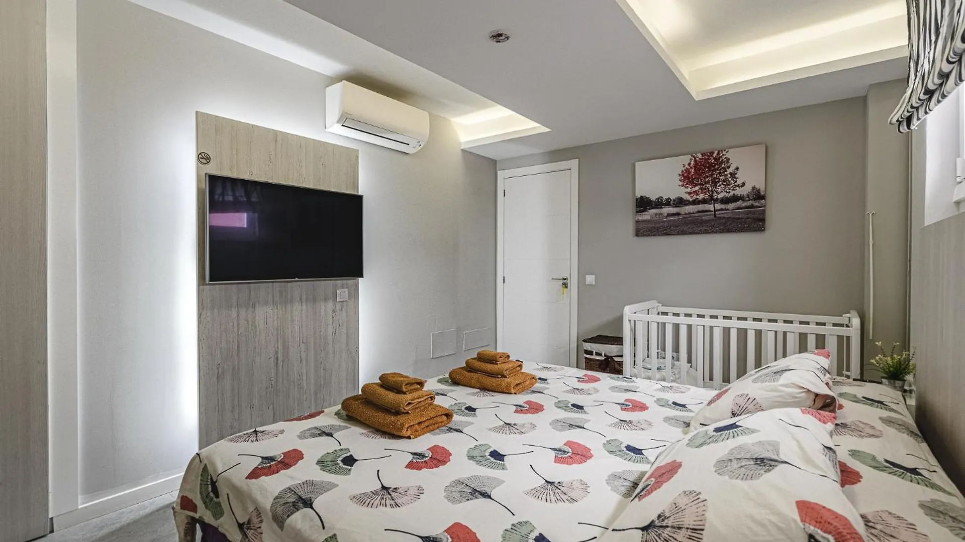 Апартаменты 22 Avenida De Los Pueblos Адехе